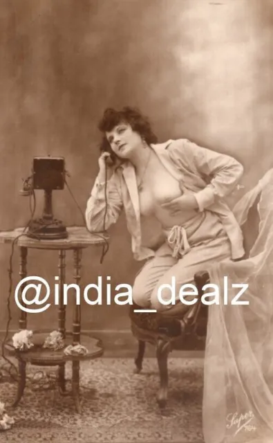 Französisches Frauenmodell posiert nackt nackt 1920er Jahre...
