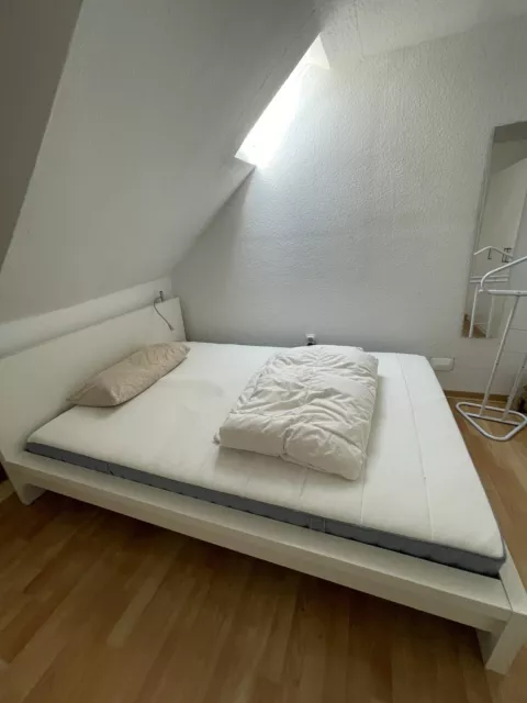 Doppelbett mit Matratze und Lattenrost 3