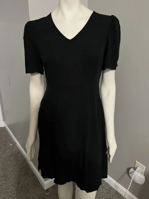 Old Navy Black Short Sleeve V-neck Zip Back Above Knee Fit Flare NWT Dress Small