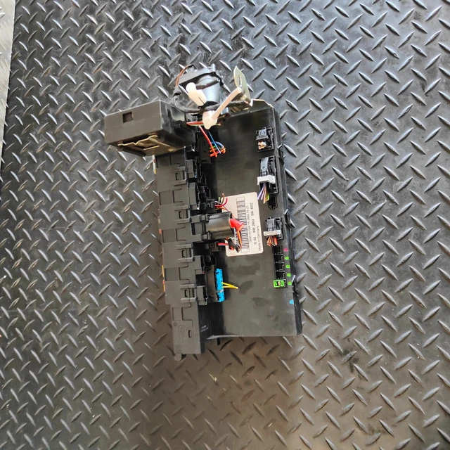 2005 MERCEDES CLK W209 Rear Sam Module Fuse Box 2095450701 £29.99