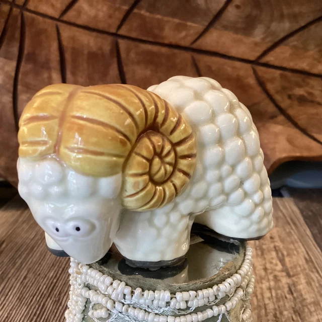 VINTAGE BIG HORN Sheep Ram Figurine Quon Quon Japan 2 in tall Ceramic