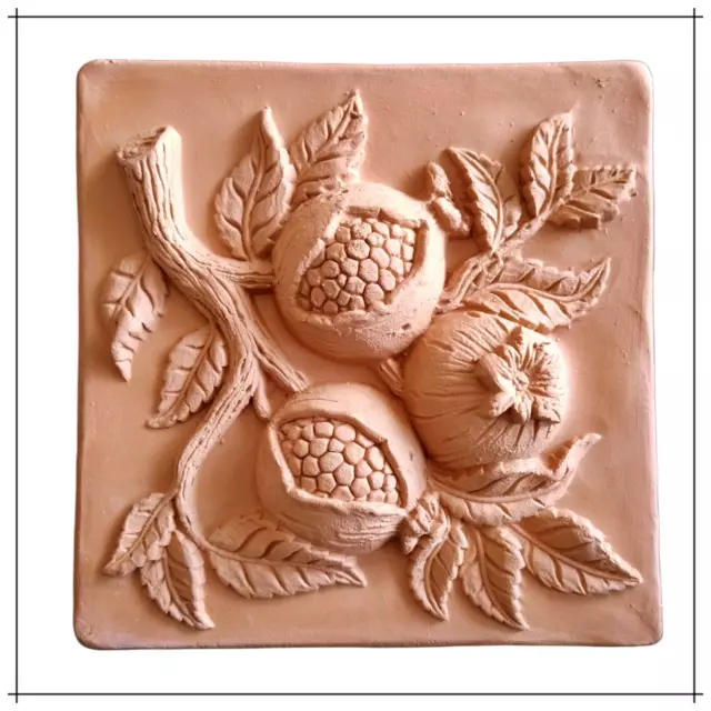 Decorazioni parete in terracotta bassorilievo da esterno frutta melograni