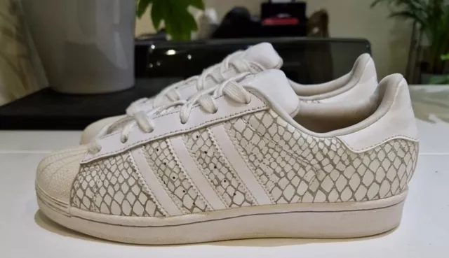 Adidas b37147 on sale