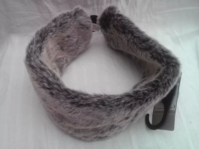 TU One Size grey wrap scarf faux synthetic fur effect