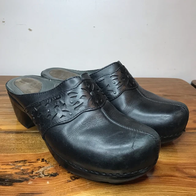 Dansko Womens Shyanne Mules Shoes Black Leather Slip On Mid Heel Split Toe 8