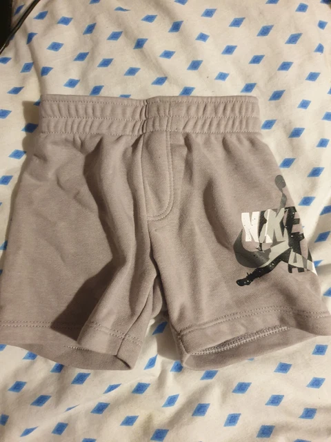 Pantaloncini Nike Air Jordon 12 mesi