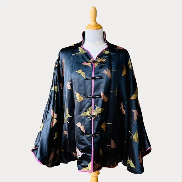 Vintage Authentic Traditional Chinese Zheng An Butterfly Satin Qipao Jacket Vintage Authentic Traditional Chinese Zheng An Butterfly Satin Qipao Jacket