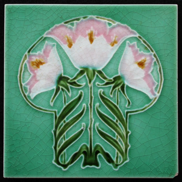 Attractive Original  antique Art Nouveau tile C 1900 H. Richards England