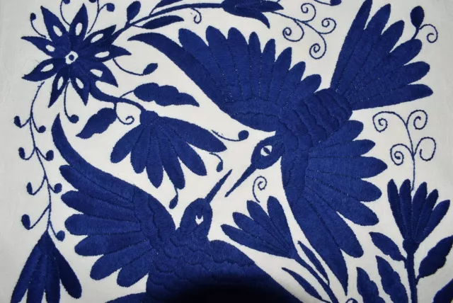 1 Pillowcase, Funda de cojin con bordado hermoso de Tenango. Artesanía Otomi.