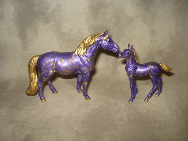 Breyer CM Glossy Decorator Purple/Gold Speckled Warmblood Mare & Foal Stablemate