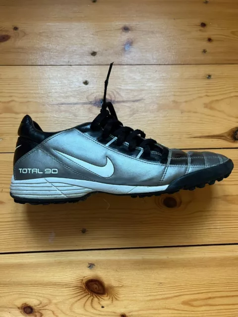 2003 *RARE* Nike Total 90 II TF Astro Turf Football Boots T90 - Size 9