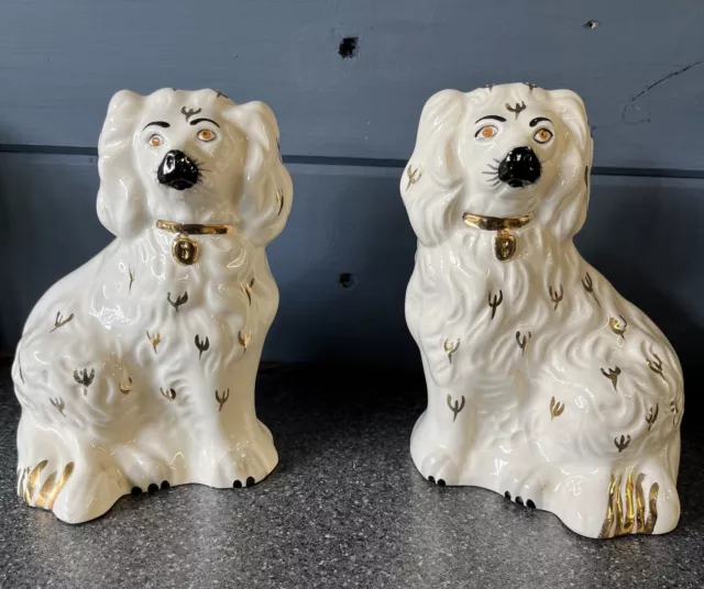 A Pair Of Antique Beswick Staffordshire King Charles Spaniel Dogs