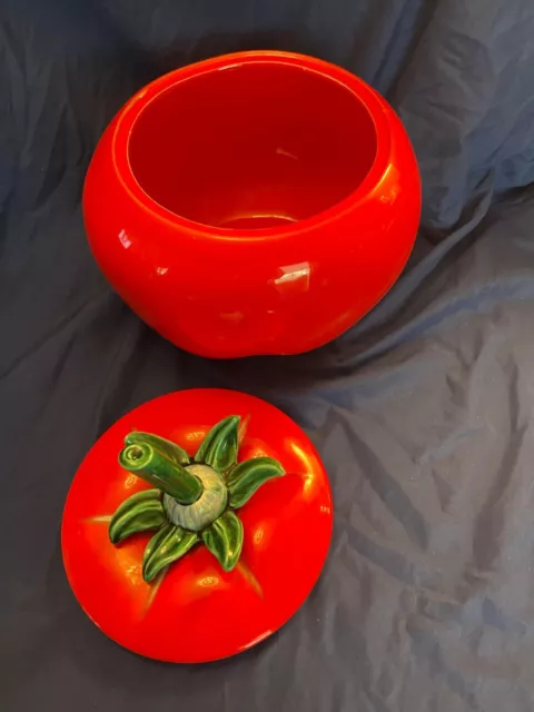 Red Tomato Apple Shaped COOKIE JAR Green Stem Top Large Ceramic Porcelain Vtg