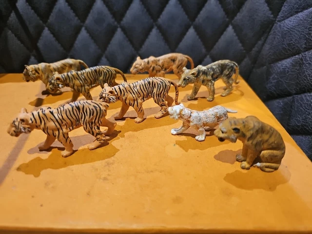 Large Collection of 65 Post-War Britains Ltd Lead Zoo