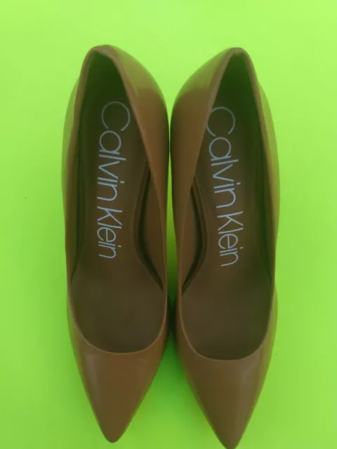 Calvin Klein Womens Gayle 34E7121 Brown Pointed Toe Stiletto Pump Heels Size 9.5