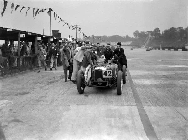 ELSIE WISDOM JOAN Richmond's Riley Brooklands 9 1932 Motor Racing Old ...