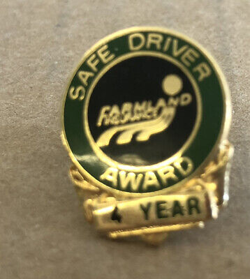 GREAT SHAPE Vintage Farmland Insurance Safe Driver Award 4 Years Pin