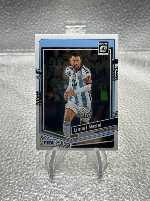 Carte 2022-23 Donruss Soccer #10 Lionel Messi - Argentine - Base Set