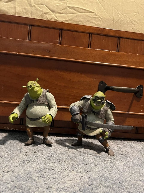 LOT OF 2 Vintage Shrek Action Figures Dragon Battlin And Shrek