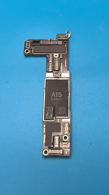 Réparation carte mère iPhone 15 / 15 Plus – Micro-soudure garantie |PARIS