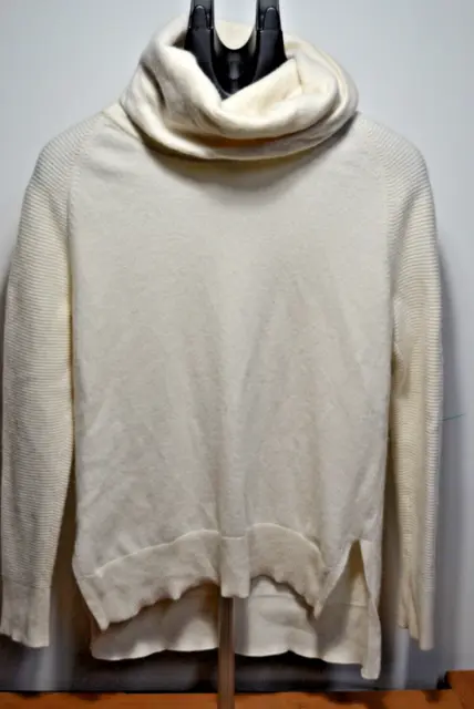 Athleta Oversized Side Slit 100% Cashmere Cowl Neck Sweater in Cream size S