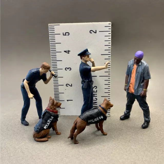 1/43 police cops and dogs diorama figurines set