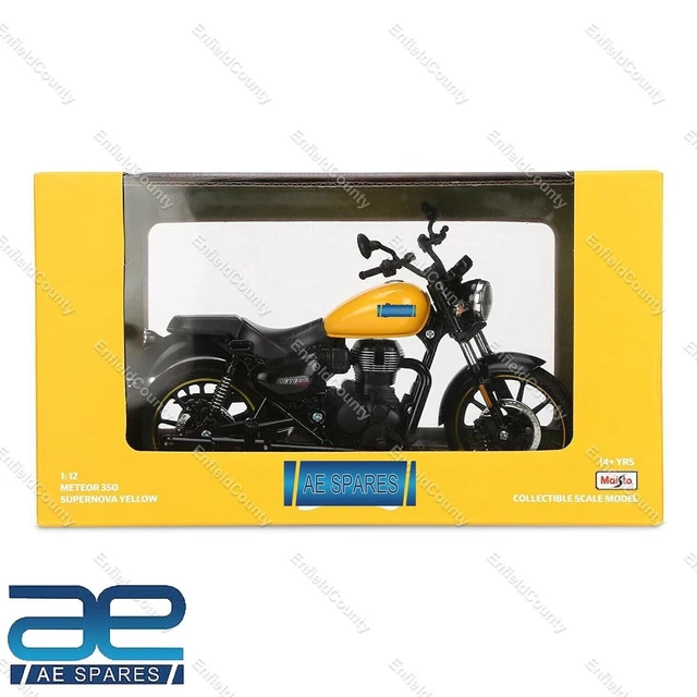 Voiture Miniatures Datsun 510 Mooneyes – Jaune Capot Noir – Échelle 1:64 – Modèle Collector