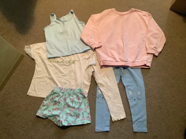 Bundle of Girls Clothes - aged 4-5yrs