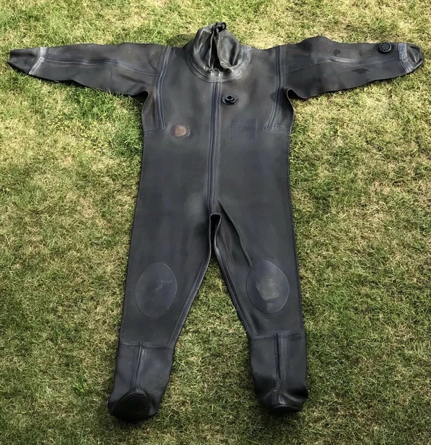 AVON RUBBER DIVE Dry Suit Size 2 Military ExNato *Rare* £180.00