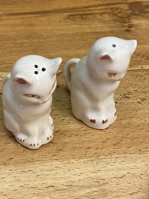 Vintage Miniature Cat Kitty Salt & Pepper Shakers Ceramic 2 3/4" Tall