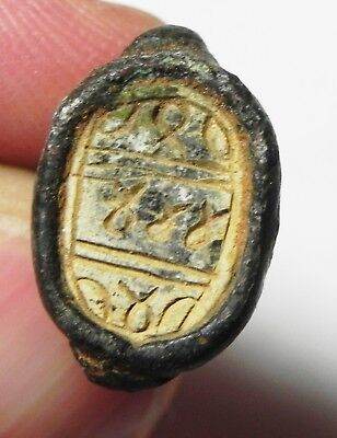 Zurqieh - As8603- Ancient Egypt. New Kingdom Scarab Seal With Silver Handle.