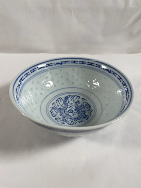 Vintage Chinese Blue White Porcelain Rice Eye Grain Dragon 6 1/4” Soup Bowl #11