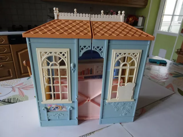 Maison de poupée barbie