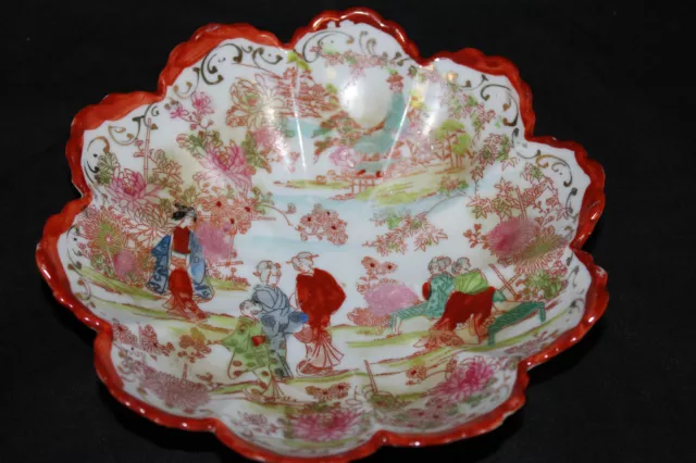 Japanese Hand Painted Porcelain Kutani Geisha Bowl Woman  & Floral 7''