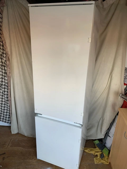 AEG INTEGRATED fridge freezer 70 30 100.00 PicClick UK