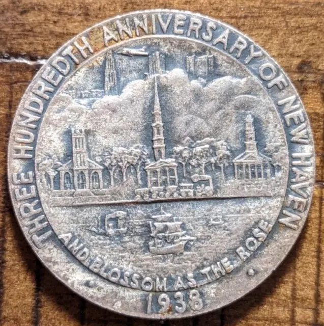 1938 New Haven, Connecticut CT 300th Anniversary 32mm Commemorative Medal