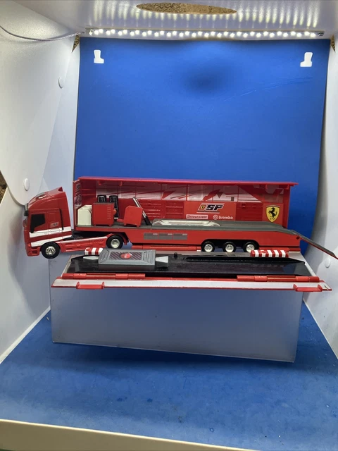 AR427 OLD CARS1/43 CAMION IVECO CURSOR SCUDERIA FERRARI REF ?? BON ETAT