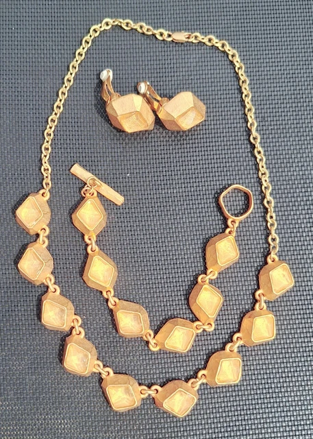 Collier Ou Bracelet Vintage Dolce Vita – Résine Dorée – Bijou Ancien De Couturier