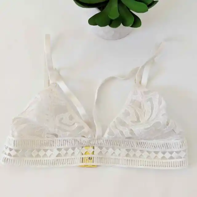 Missguided Bralette Lace Bra Size 4 Small US White Sexy Embroidered Cage Top