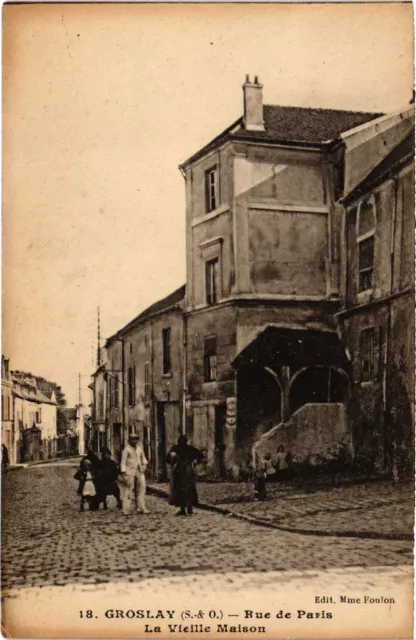CPA Groslay Rue de Paris, La Vieille Maison FRANCE (1307914)