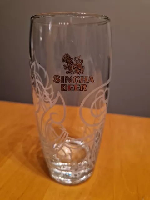 Singha Beer Half Pint Beer Lager Glass White Dragon Print Home Bar Man Cave