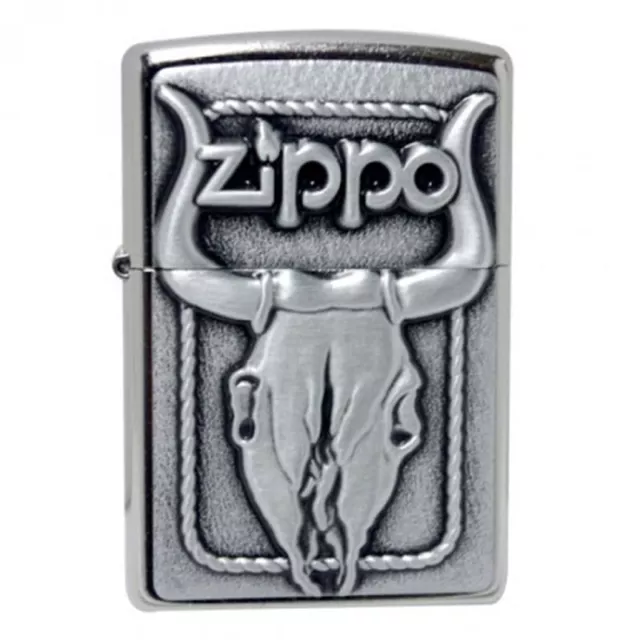 Zippo Windproof Lighter BULL SKULL EMBLEM Street Chrome NEW IN BOX FAST POST