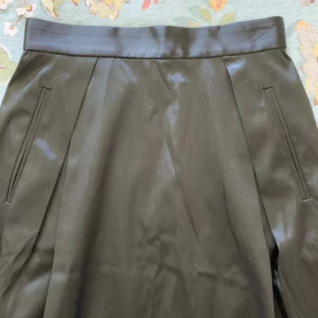 Dolce & Gabbana Black Stretch Satin Darted/Pleat Pencil Skirt It 40 / Us 4 2