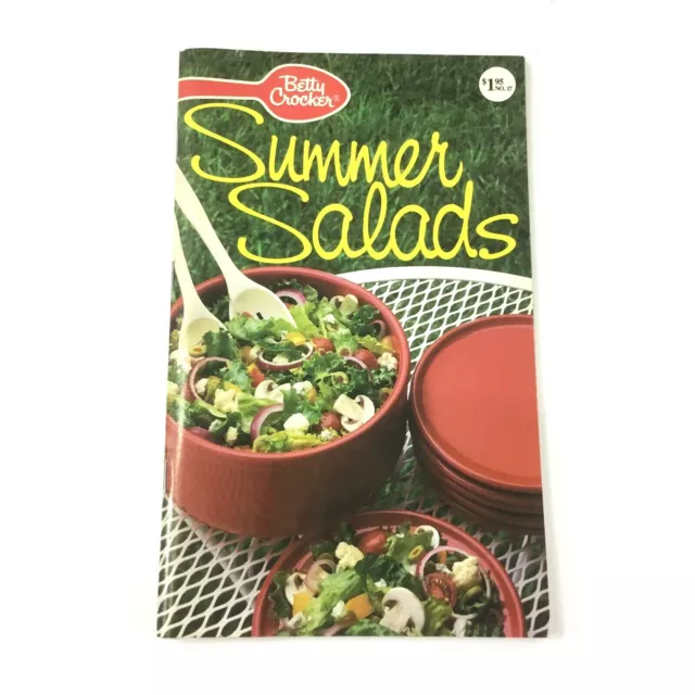 Betty Crocker Summer Salads Cookbook Paperback