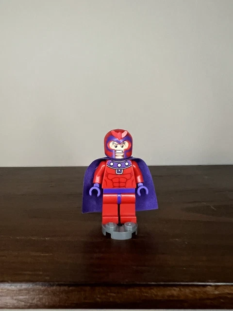 LEGO Marvel Super Heroes 6866 - Magneto Minifigure With Disk