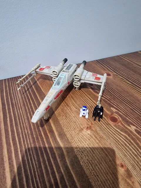 X-wing de Luke Skywalker em LEGO Ultimate Collectors Edition - Salão de