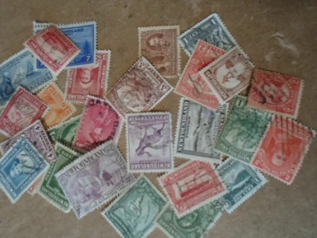 Collection lot 25 different stamps of old Newfoundland Canada