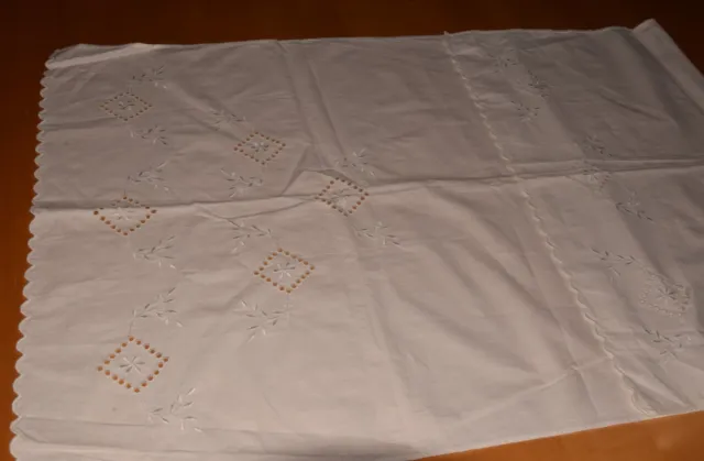 Alte Überhandtuch Handtuch Vorhang Ziertuch mit Lochstickerei Stickerei (9692)