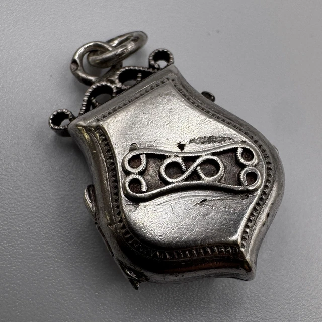 Ancien Pendentif-reliquaire Ouvrant En Argent Ciselé 800 - Porte-photo - Légèrement Bosselé
