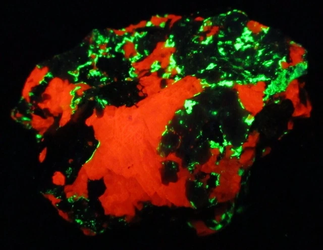 Fluorescent Willemite on Zinc Schefferite & Bustamite, Franklin, NJ #1
